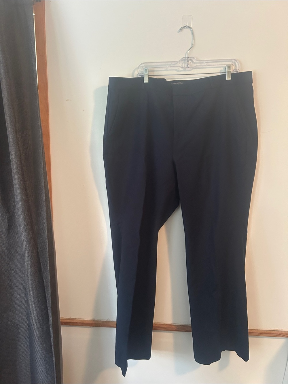 Banana Republic Logan Trouser-Fit Pant Bootcut Navy Blue Waist 20S